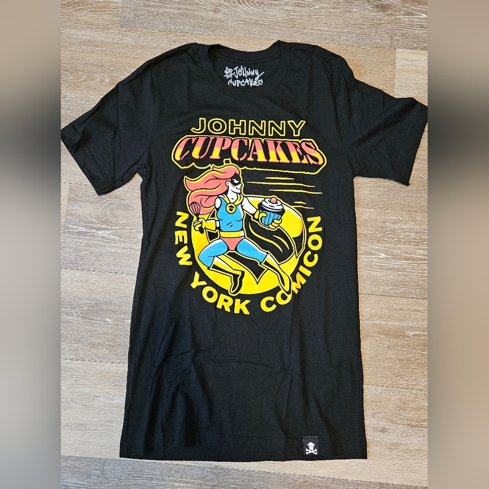 Johnny Cupcakes New York Comic Con shirt